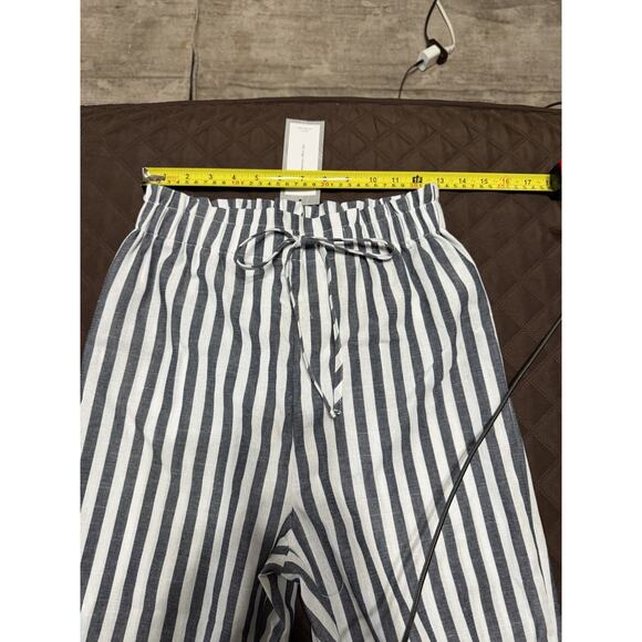NWT! SHEIN Women’s Blue & White Striped Wide-Leg Drawstring Pants - Size 6/M - Picture 5 of 10